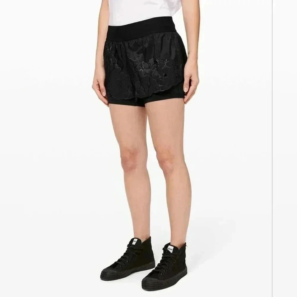 Lululemon Fabled Forest ShortBlack